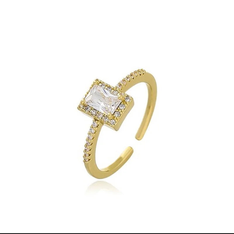 Luxury Classic Engagement Rings