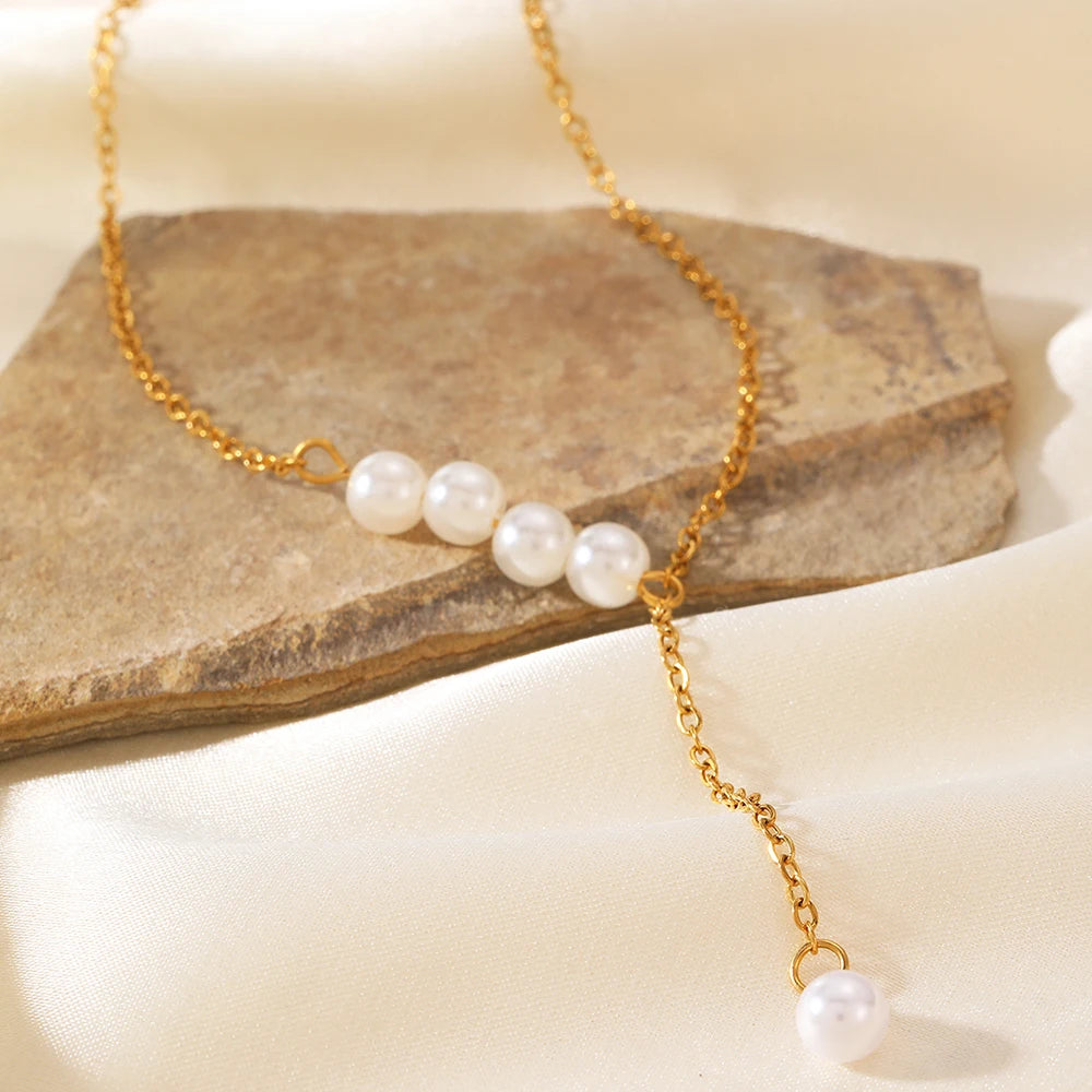 Minimalist imitation Pearl Necklaces