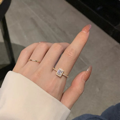 Luxury Classic Engagement Rings