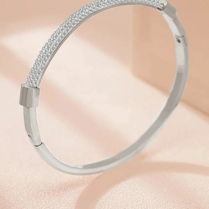 Titanium Sliver Circular Classic Bracelet