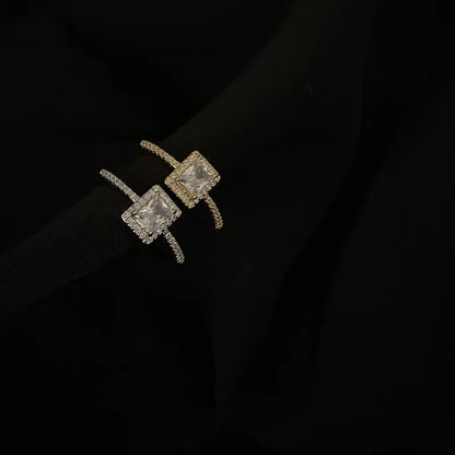 Luxury Classic Engagement Rings
